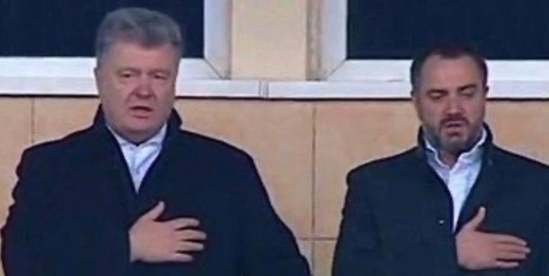 ЗАДЕРЖАНИЕ БЫВШЕГО УКРАИНСКОГО НАРДЕПА — УДАР ПО ПОРОШЕНКО?

Олег Царёв, политик, экс-депутат Рады, 