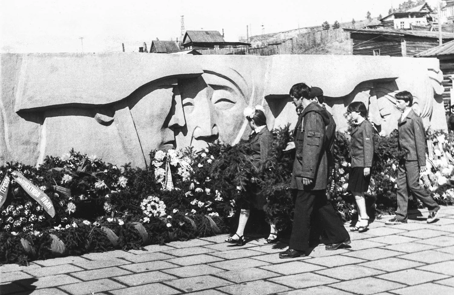 9 мая – день общей благодарности и памяти. Тем, кто вернулся. И тем, кто остался на пол...