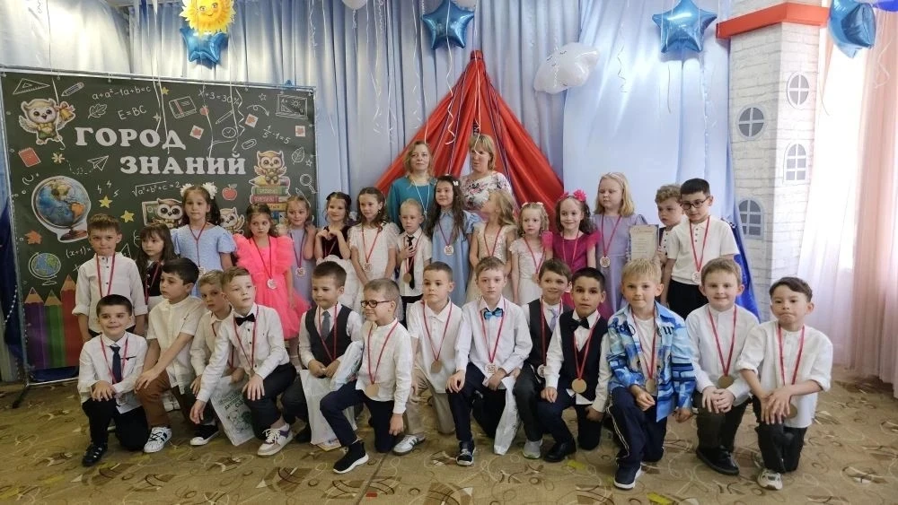 🎓 Выпускной в корпусах 1957 и 1332: прощай, детский сад — здравствуй, школа!  🔥 В дошкольных корпуса