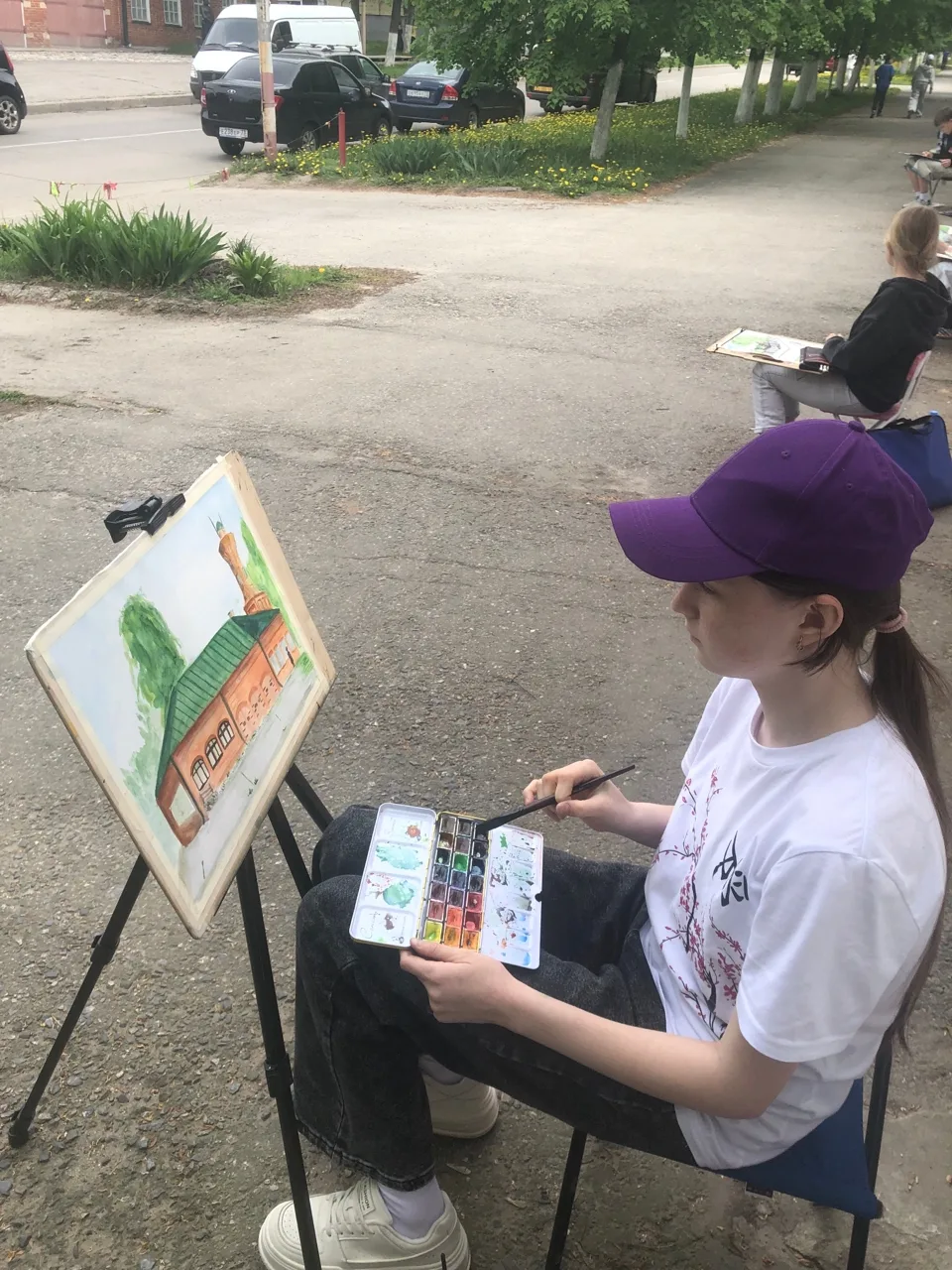 🎨 Город глазами юных художников: в Ульяновске прошел масштабный пленэр!