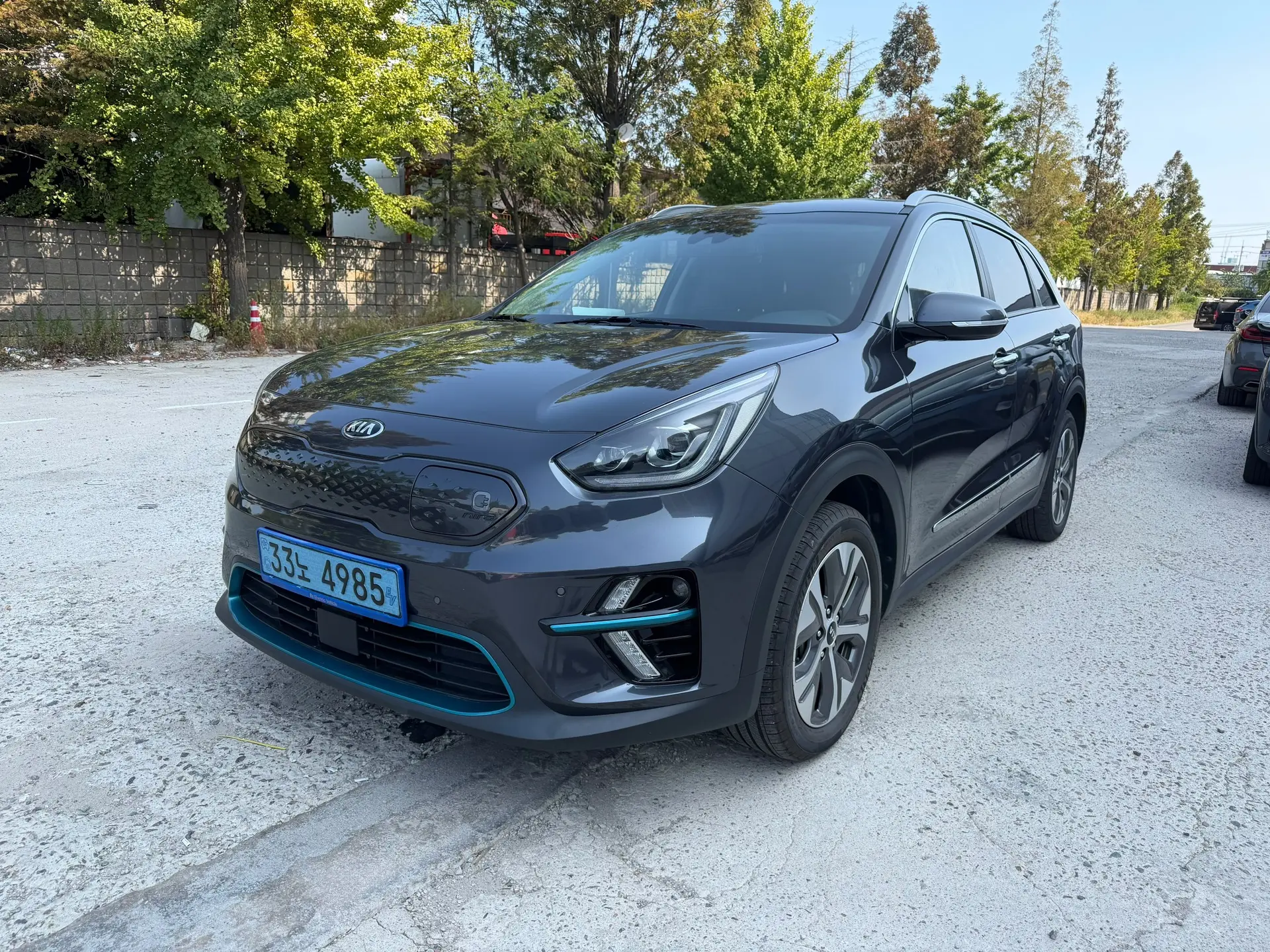 Куплен под заказ в Кореи 🇰🇷. Полностью электрический.