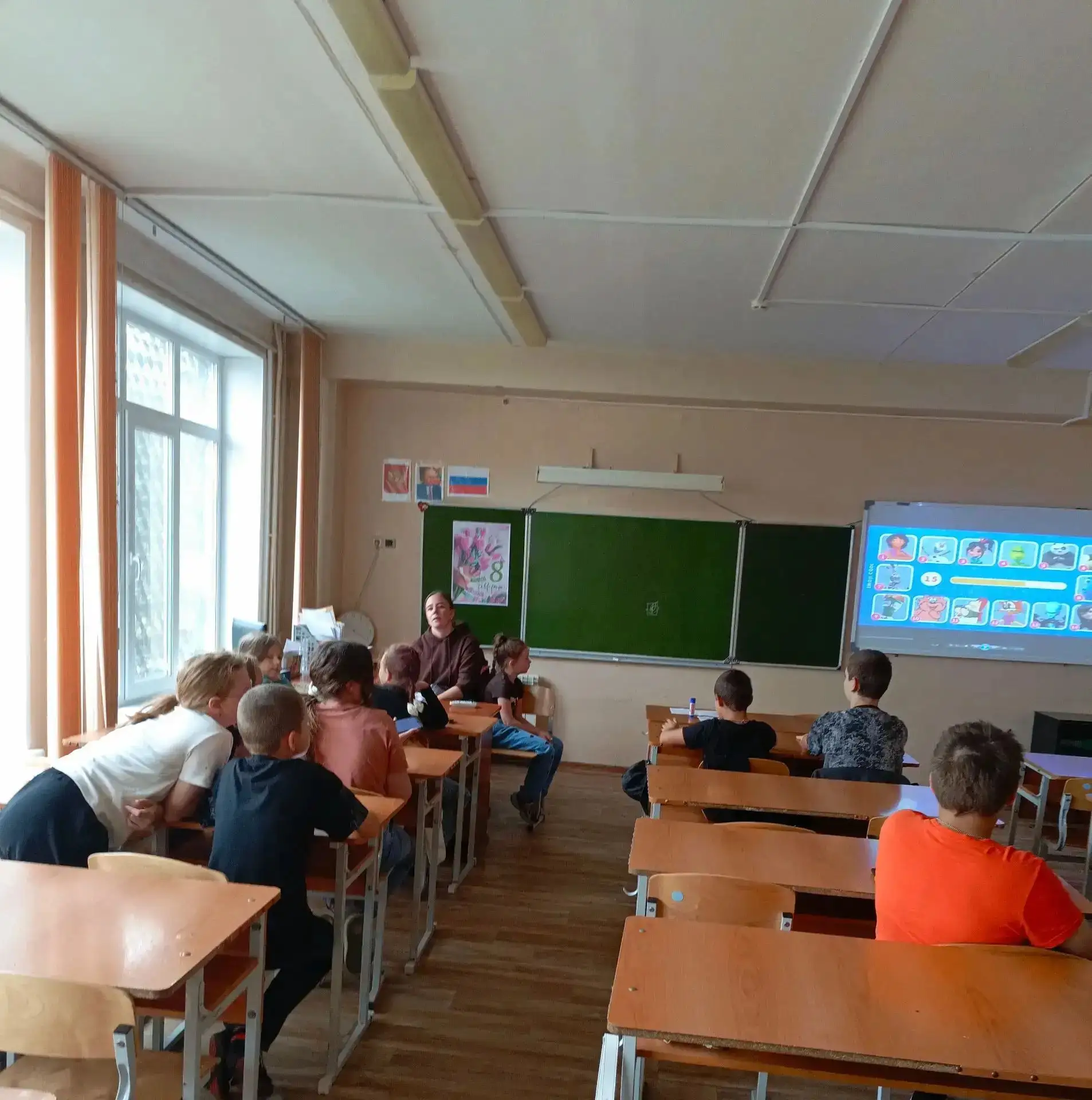 🏕️ Яркое утро в лагере «В единстве России»!