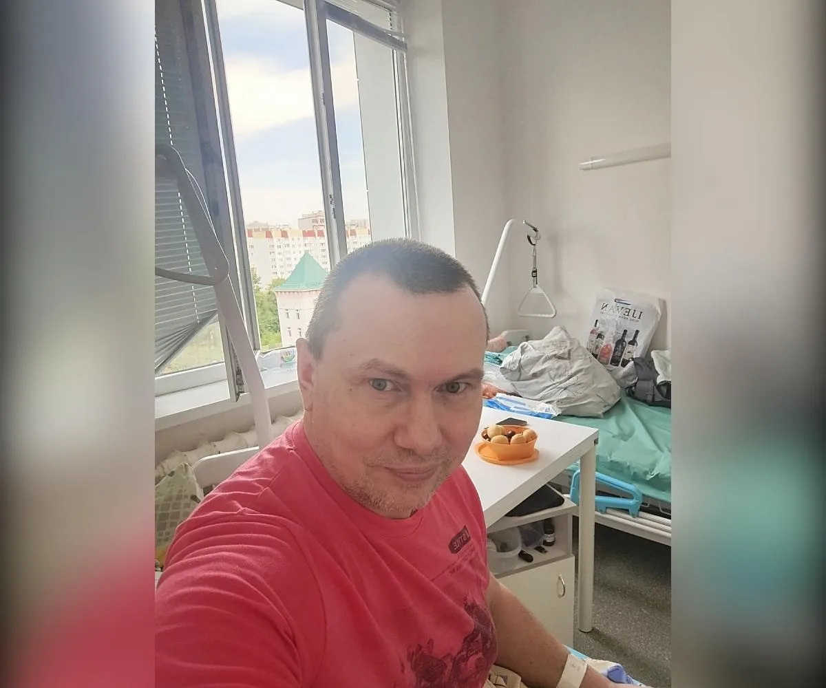 «Из-за того, что врачи не вправили кости, они не срастаются»: инвалид из Воронежа уже полгода лечитс
