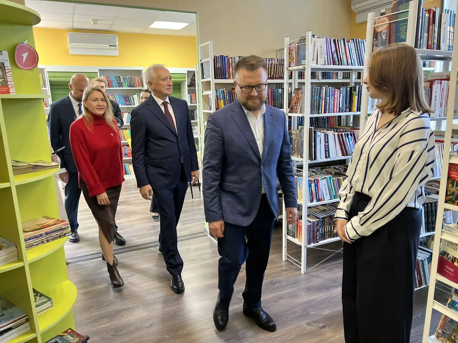 Отклонился от программы рабочей поездки и посетил стрежевскую библиотеку. В муниципалит...