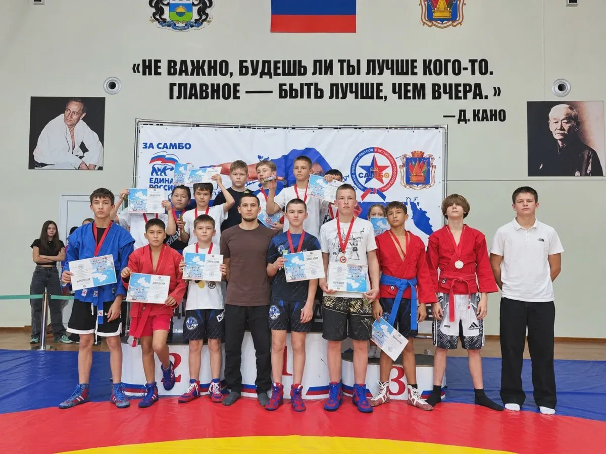 Победы и награды спортсменов округа