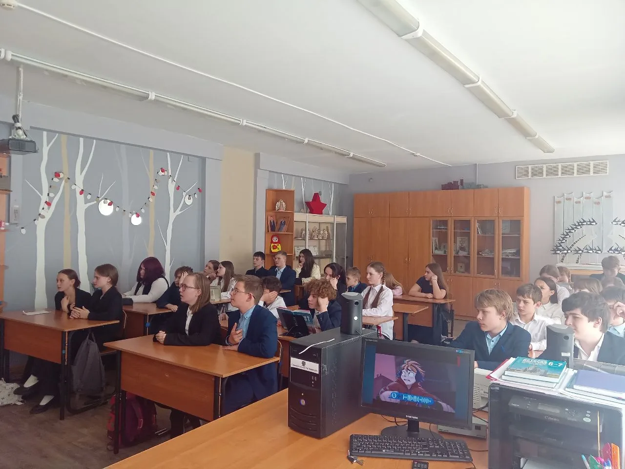 Кибербуллинг и безопасное поведение в интернете  Сегодня гимназисты приняли участие в онлайн-лекции,