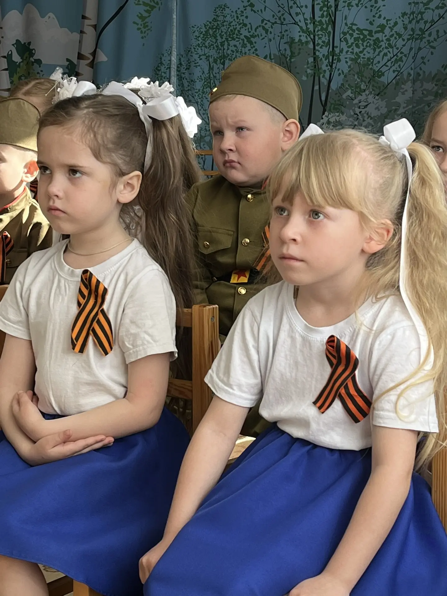На земле, где нет войны, ночью спят спокойно дети… #ЭхоПобеды