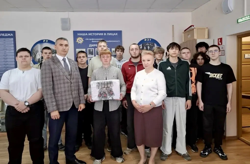 🇷🇺Мы своих не бросаем!

Преподаватели и студенты нашего колледжа подготовили и передали спасательн