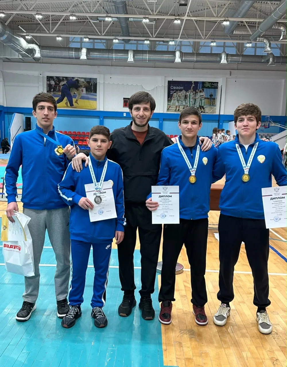 🌏Чемпионы из села Гамиях

В апреле Петербурге прошел чемпионат России по тайскому боксу. Здесь Даге