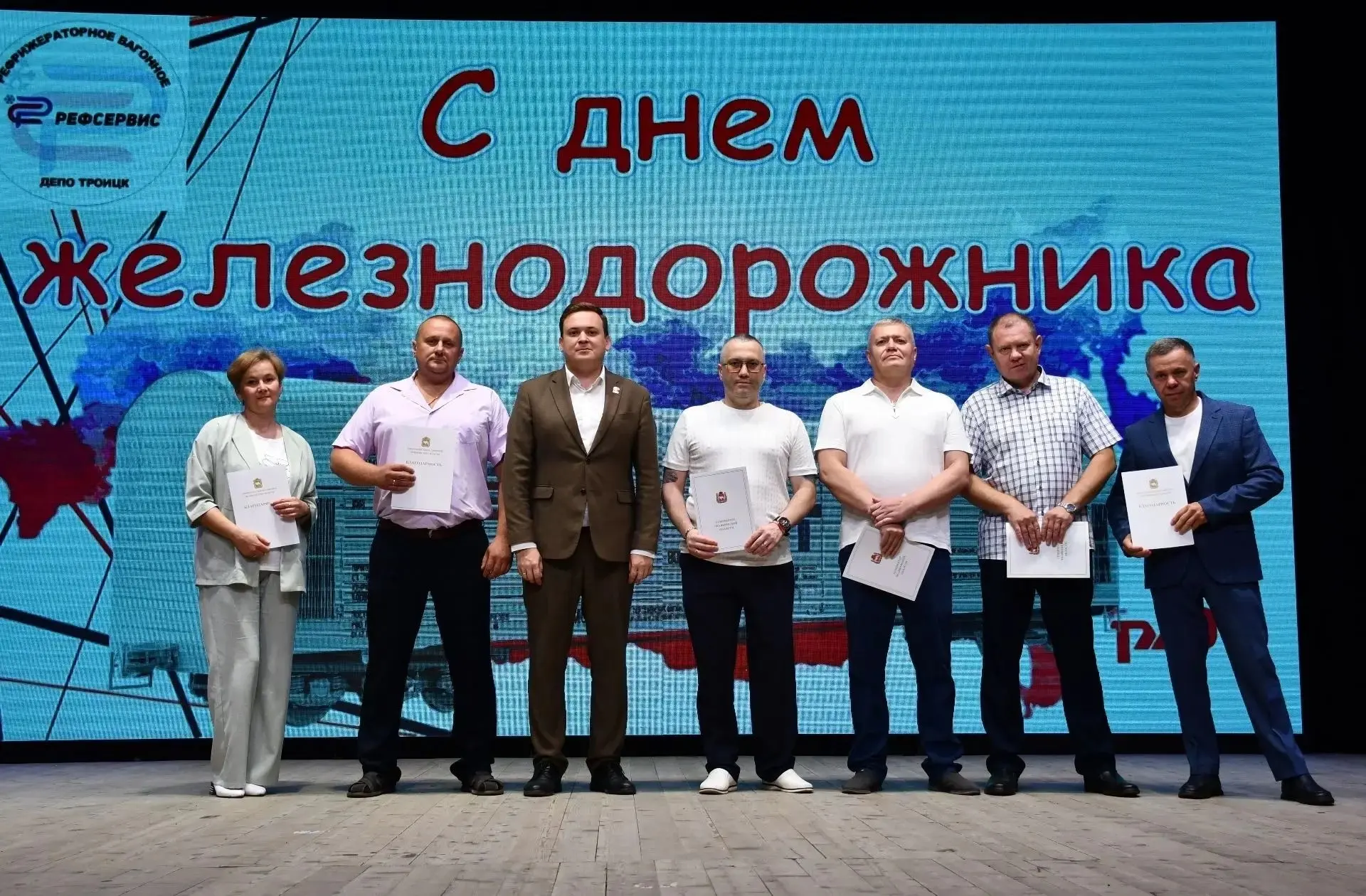 Работа в округе кипит!