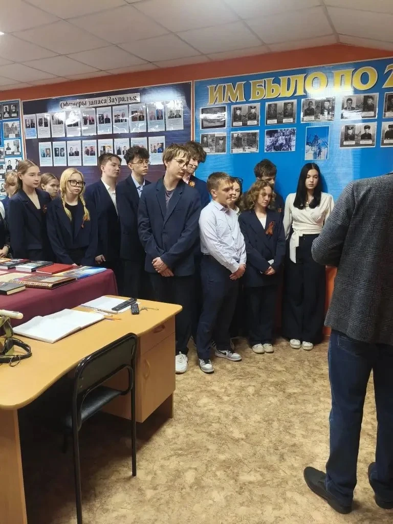 🍃Герои среди нас: десятиклассники почтили память ликвидаторов аварии на ЧАЭС ☢️  📆Сегодня, 28 апреля