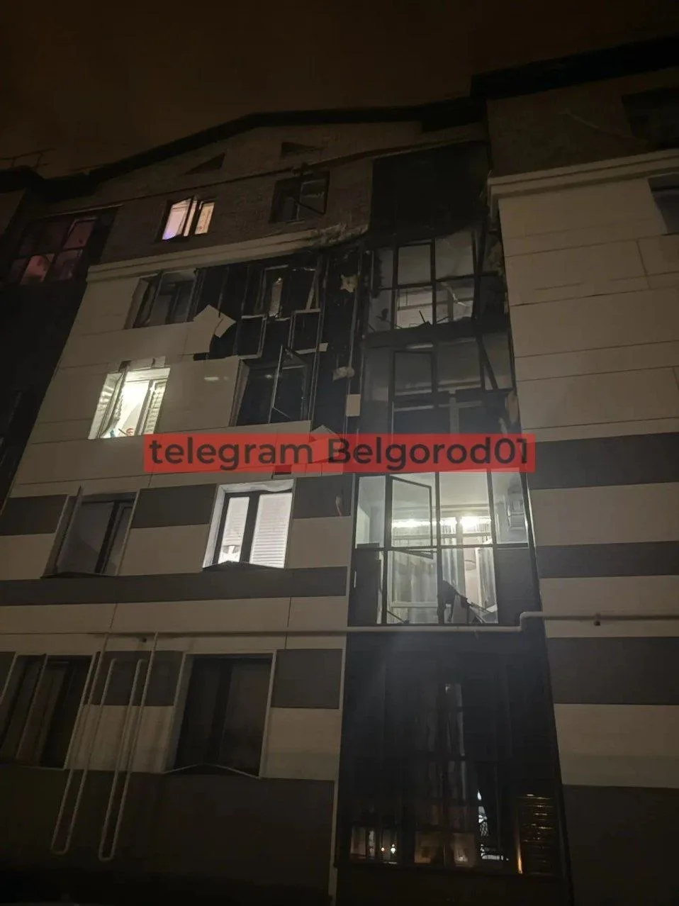 В районе 23 часов вчера беспилотник атаковал дом в районе Беловского, сообщили нам чита...
