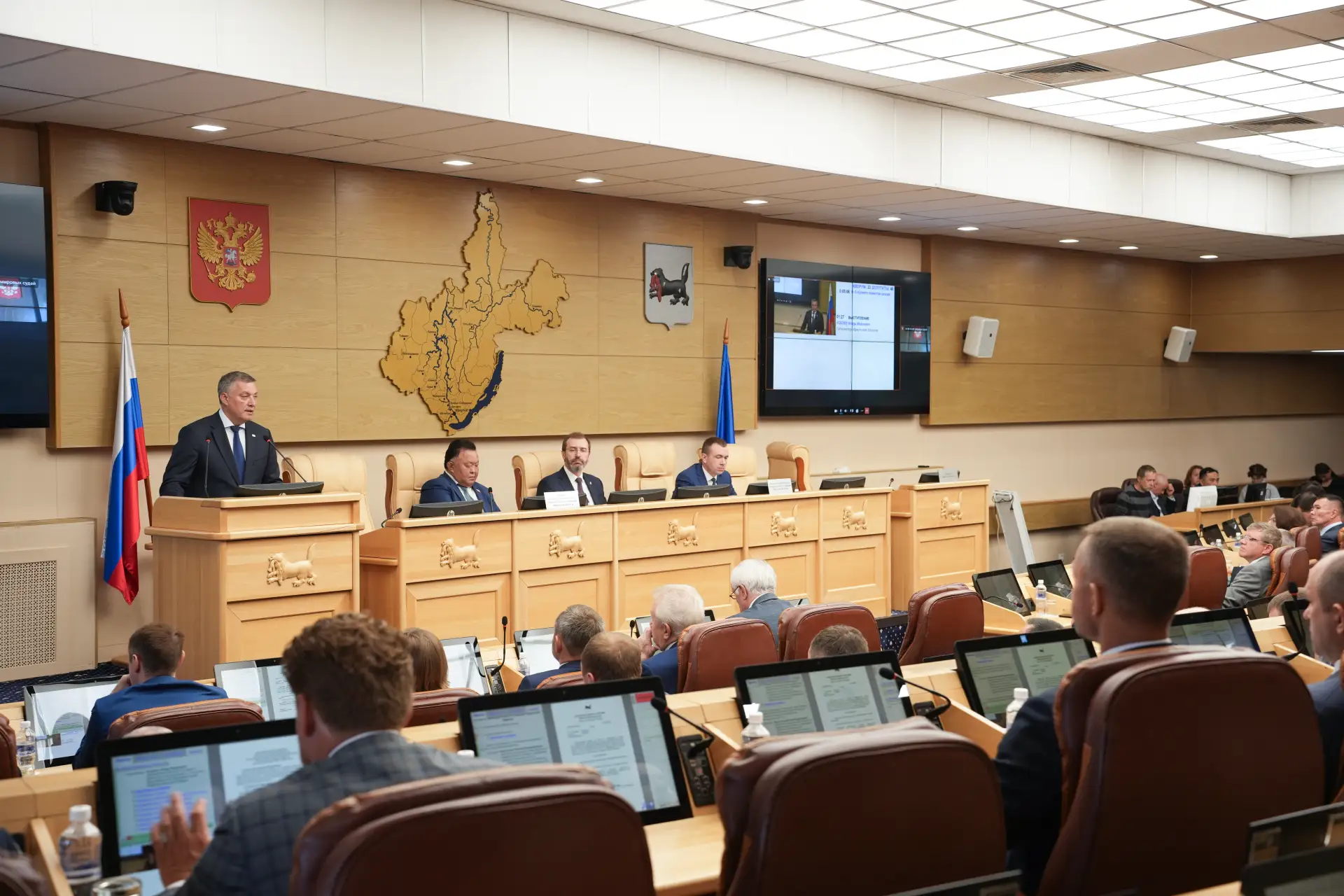 Предложенные Правительством Иркутской области изменения в бюджет одобрены на сессии Законодательного