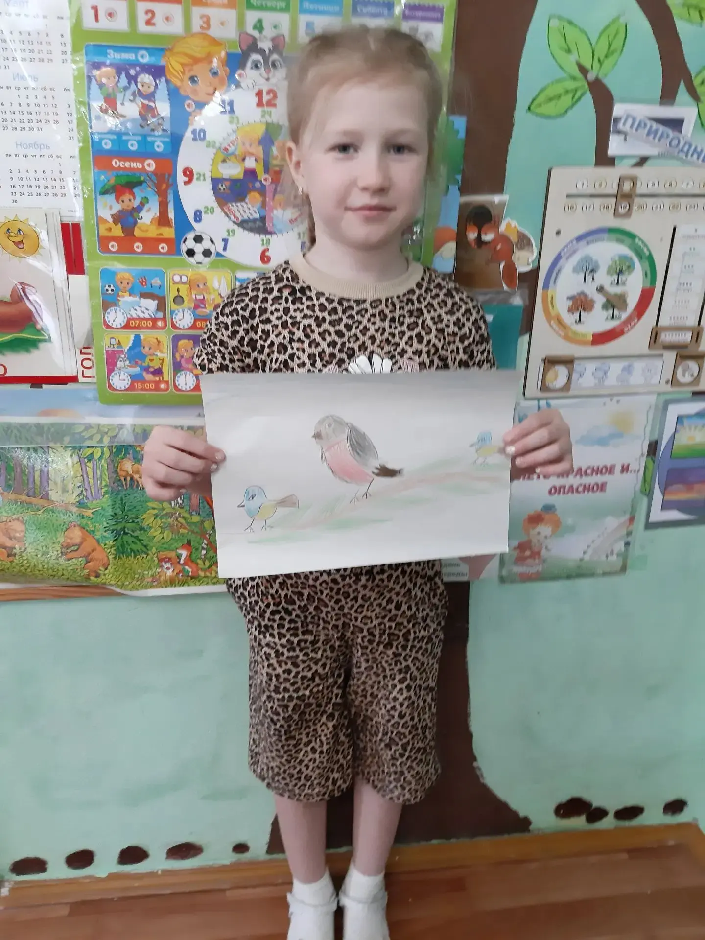 В группе "Одуванчик" прошла удивительная беседа, посвященная пернатым обитателям нашей планеты. Ребя