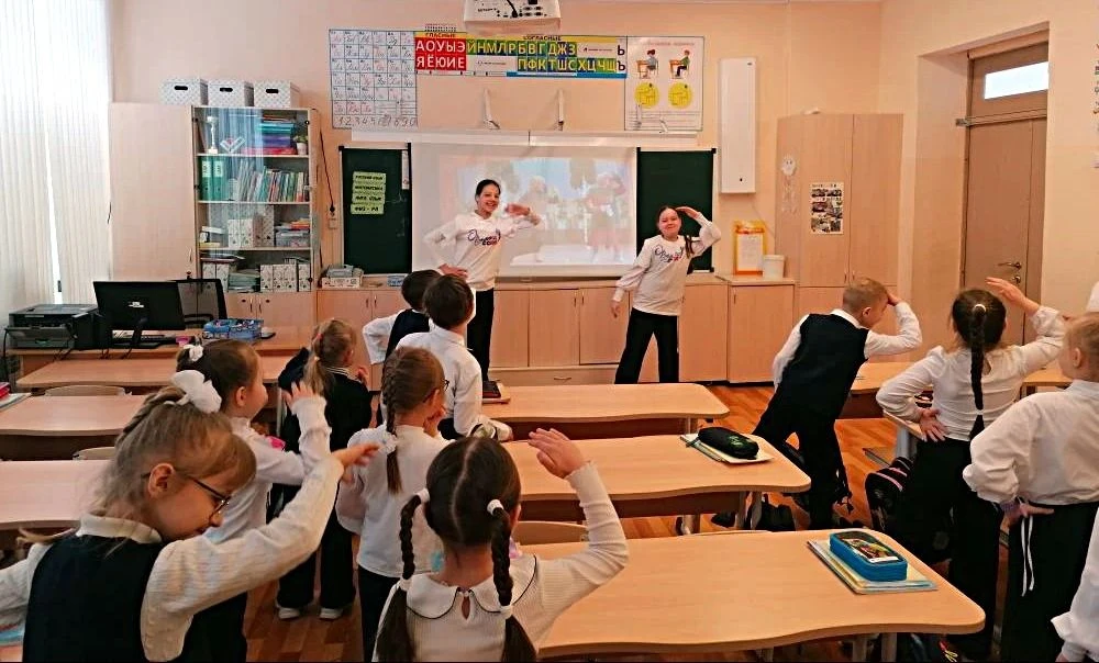 ЭКОЛОГИЧЕСКАЯ ЗАРЯДКА «РАЗМИНКА ДЛЯ ПЛАНЕТЫ»Сегодня наставники «Орлят» вместе со своими подопечными 