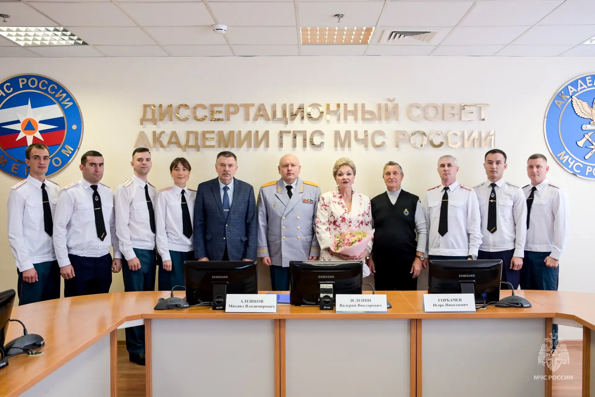 🎓В Академии ГПС МЧС России состоялся выпуск адъюнктов очной формы обучения