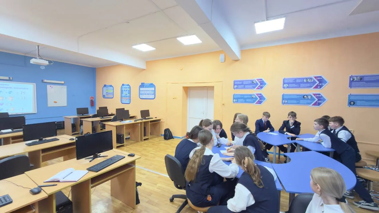 ФИНАНСОВЫЕ РЕБУСЫ✍️   ✍️🧑‍🎓 Игра по финансовой грамотности «Финансовые ребусы». Обучающиеся 6-х клас