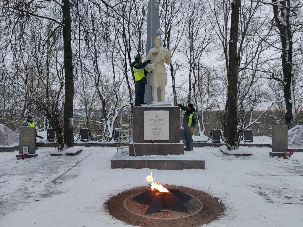 В связи с приближающейся 83-й годовщиной прорыва блокады Ленинграда и в преддверии торж...