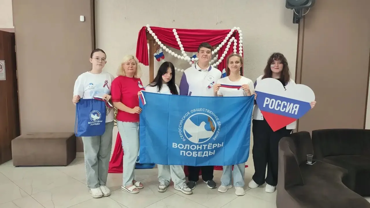 12 июня, в День России, в здании Социально культурного центра АМО СК в селе Дивном прошли праздничны