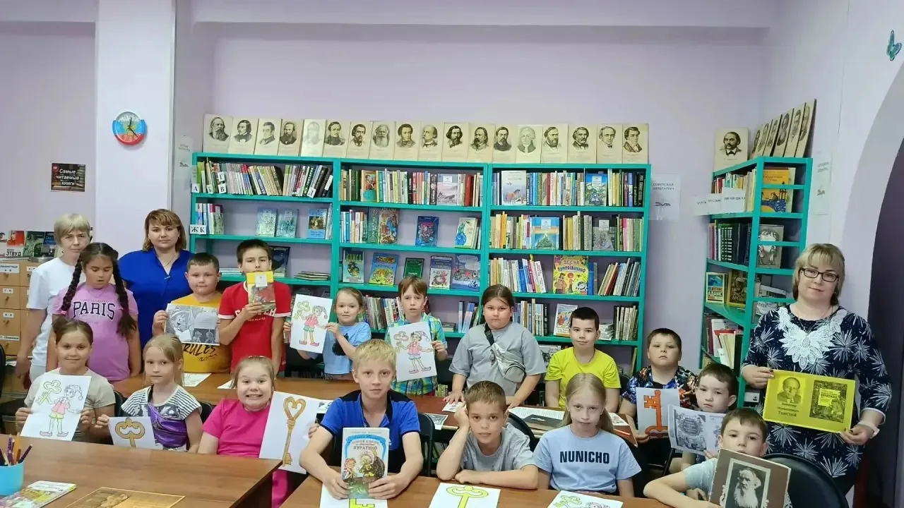 9 июня в Рязановской сельской библиотеке для воспитанников ЛОУ "Родные просторы" при МБОУ СОШ №12 с 