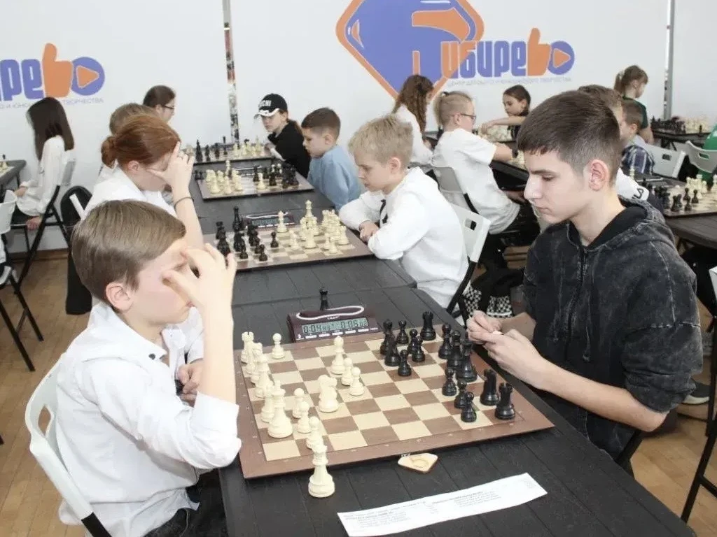 Наши шахматисты   ♟️ Завершился городской этап турнира по шахматам «Белая ладья», в котором приняли 
