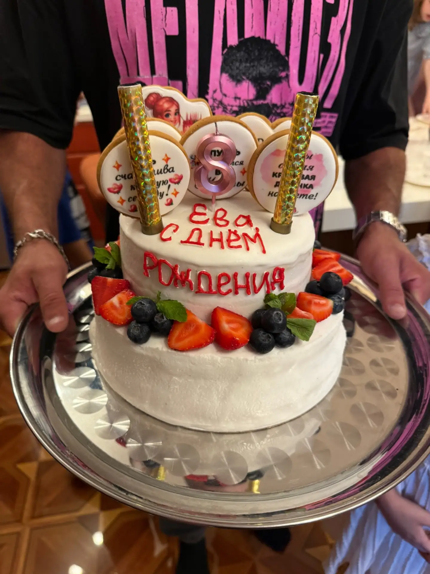 Немного красоты вам в пятничную ленту из наших летних индивидуальных заказов🍽