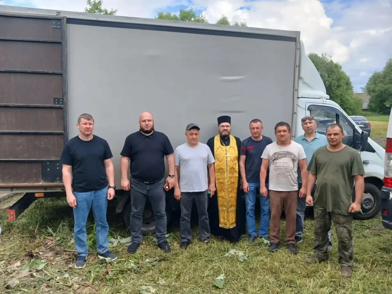 Дорогие жители нашего округа!

🇷🇺Сегодня очередная партия гуманитарной помощи отправляется в зону 