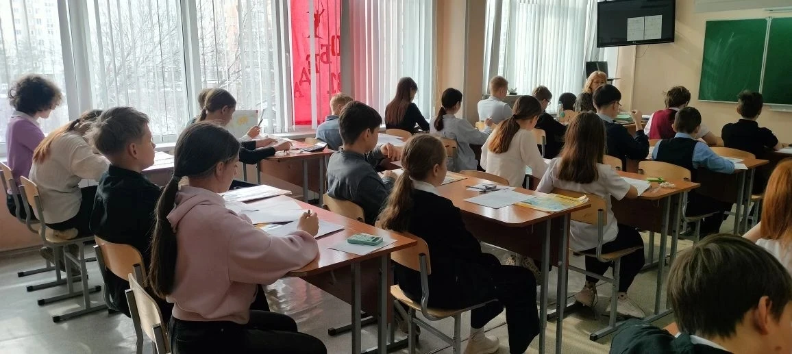 Сегодня 168 обучающихся 5-ых классов МБОУ "СОШ №34" писали ВПР по математике. ВПР — это важный этап 