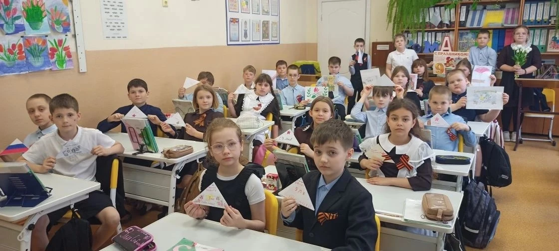 💌 Наши сердца с вами, дорогие солдаты! 🇷🇺 Акция "Письмо солдату" прошла с огромным успехом! 🌟    Всю