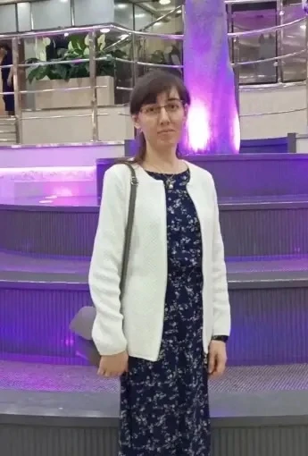 Поздравляем с Днём рождения Гайнуллину Гульназ Назирхановну, учителя начальных классов! 🎉
