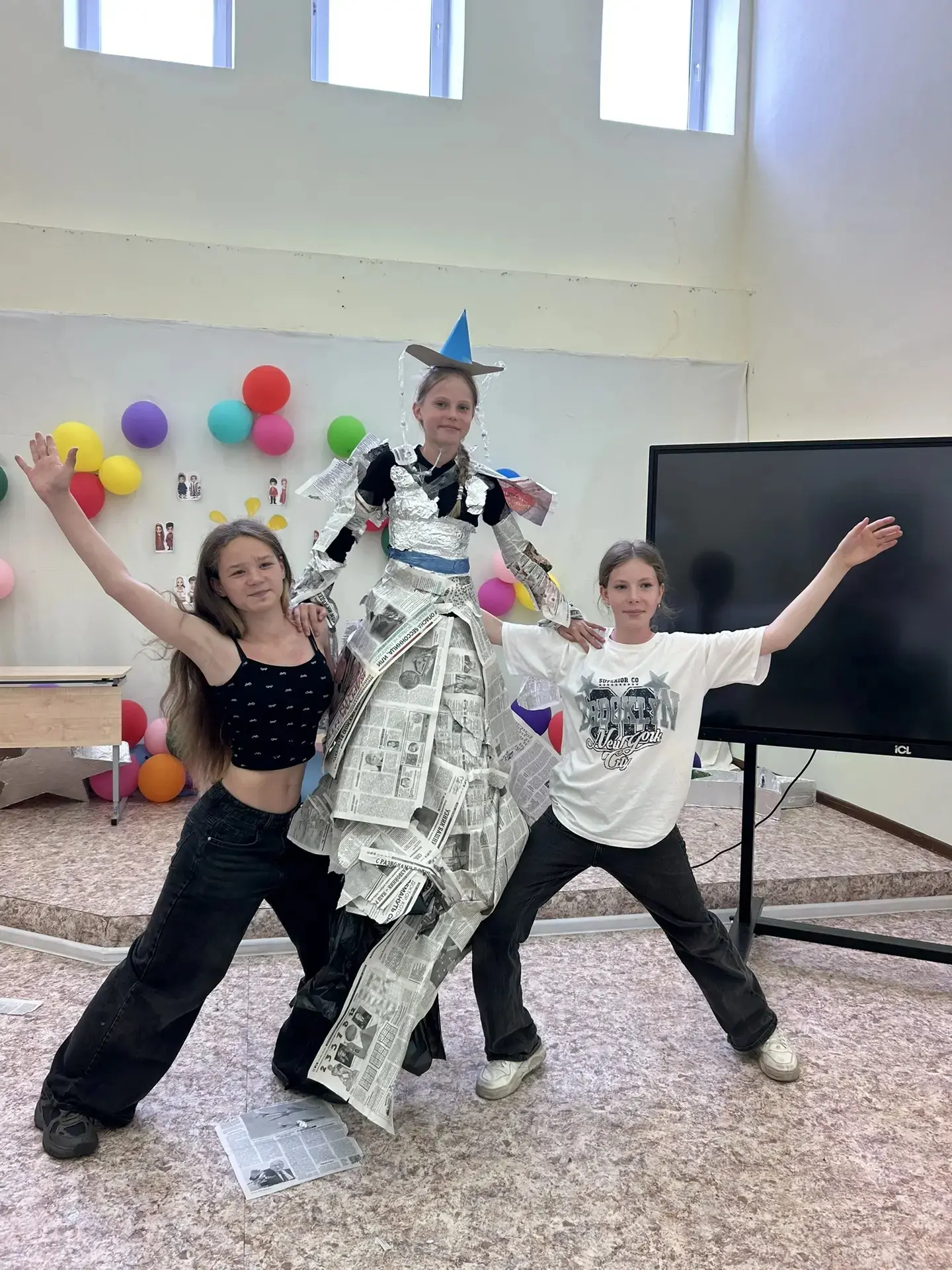 В среду, 17 июня, ребята весь день от души веселились, играли и танцевали.
Четверг, 18 июня, тоже бы
