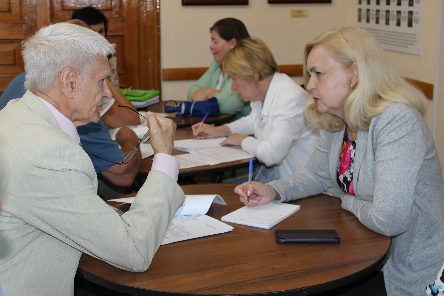В Доме ветеранов прошел прием Уполномоченного по правам человека для семей ветеранов бо...