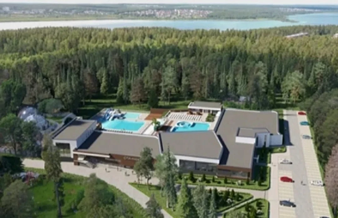 Новости для всех любителей терм ️💦

5 бассейнов, 8 бань и саун, купели, водные горки, солярий, и да