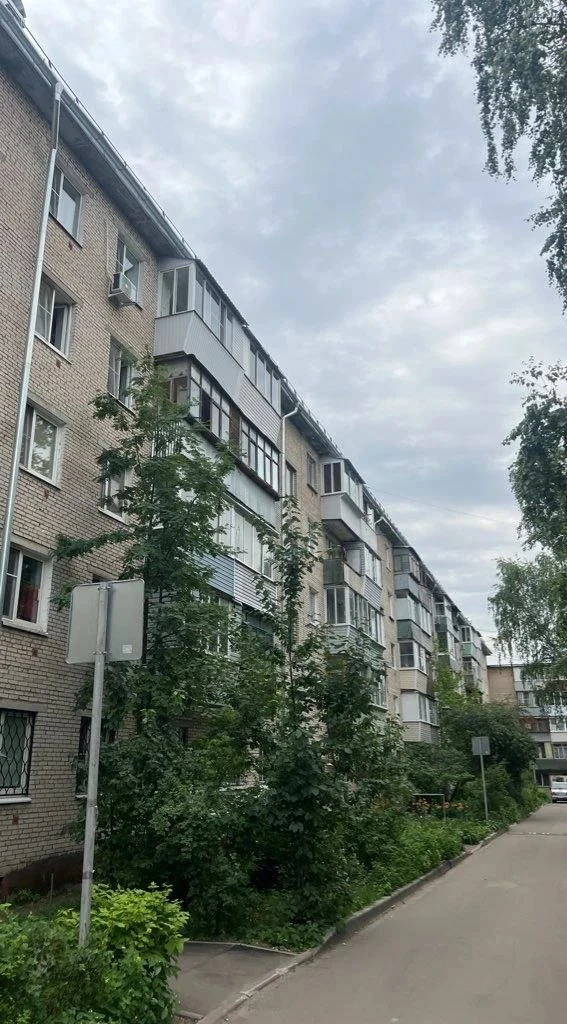 В Малаховке капитально отремонтировали плоскую кровлю дома №42 на Быковском шоссе