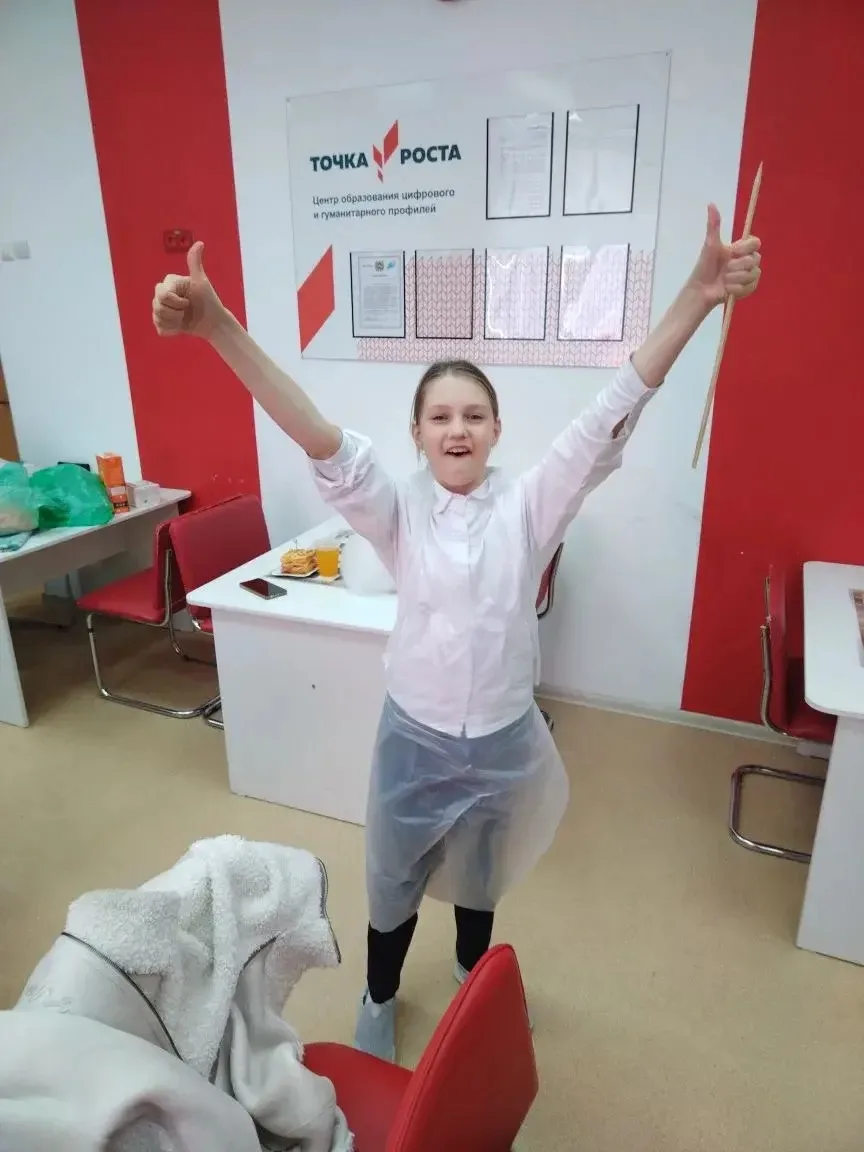 🌟23 марта в 5Б классе прошёл мастер - класс: "Сделай сам свой супер напиток Джуз Болл и вафельный - 