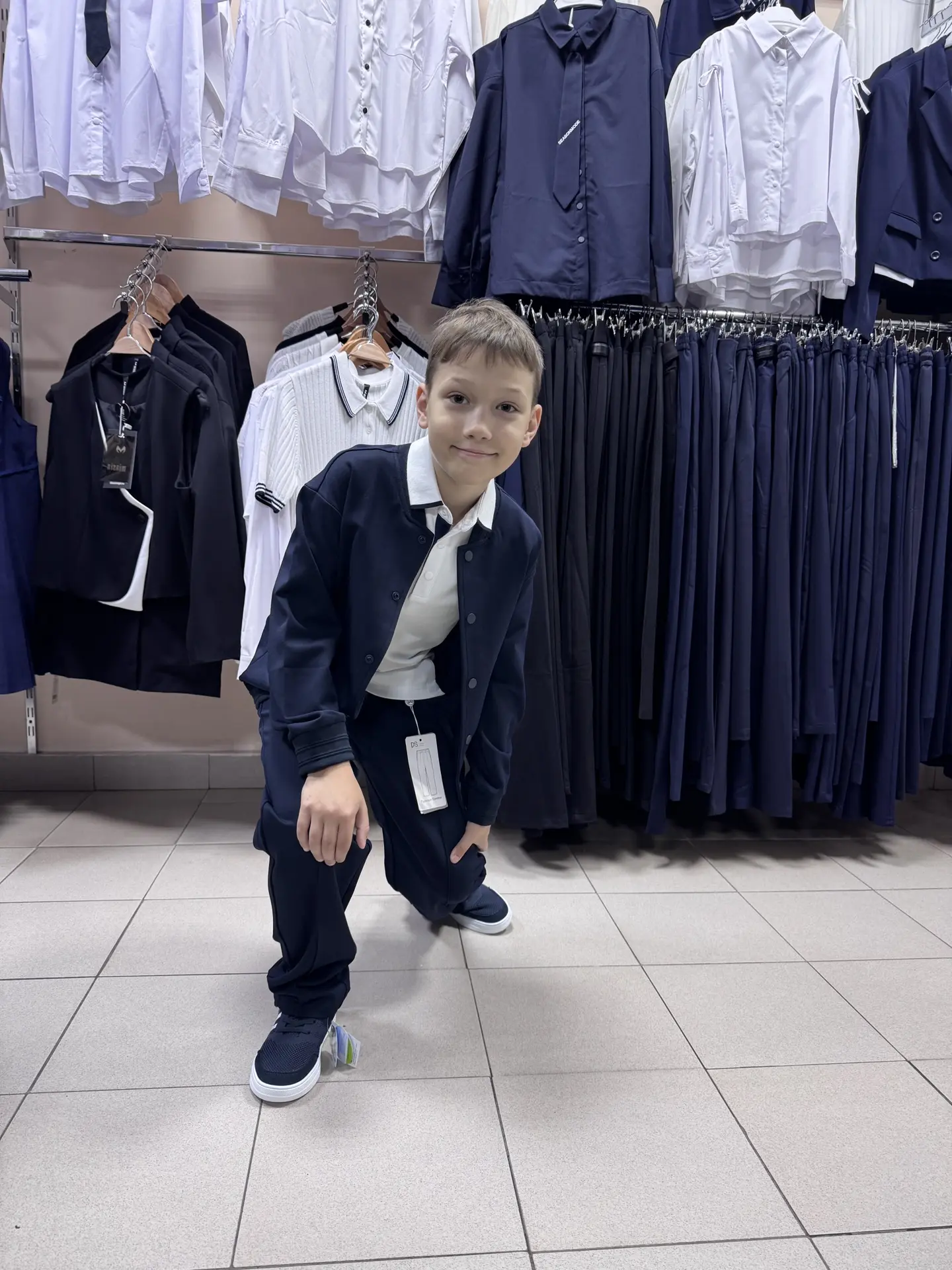 Кто еще не оделся в школу , скорее к нам !!! У нас есть все 👌.