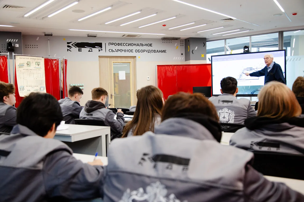 Крупные работодатели сварочной отрасли ищут молодых специалистов уже сейчас - не после защиты диплом