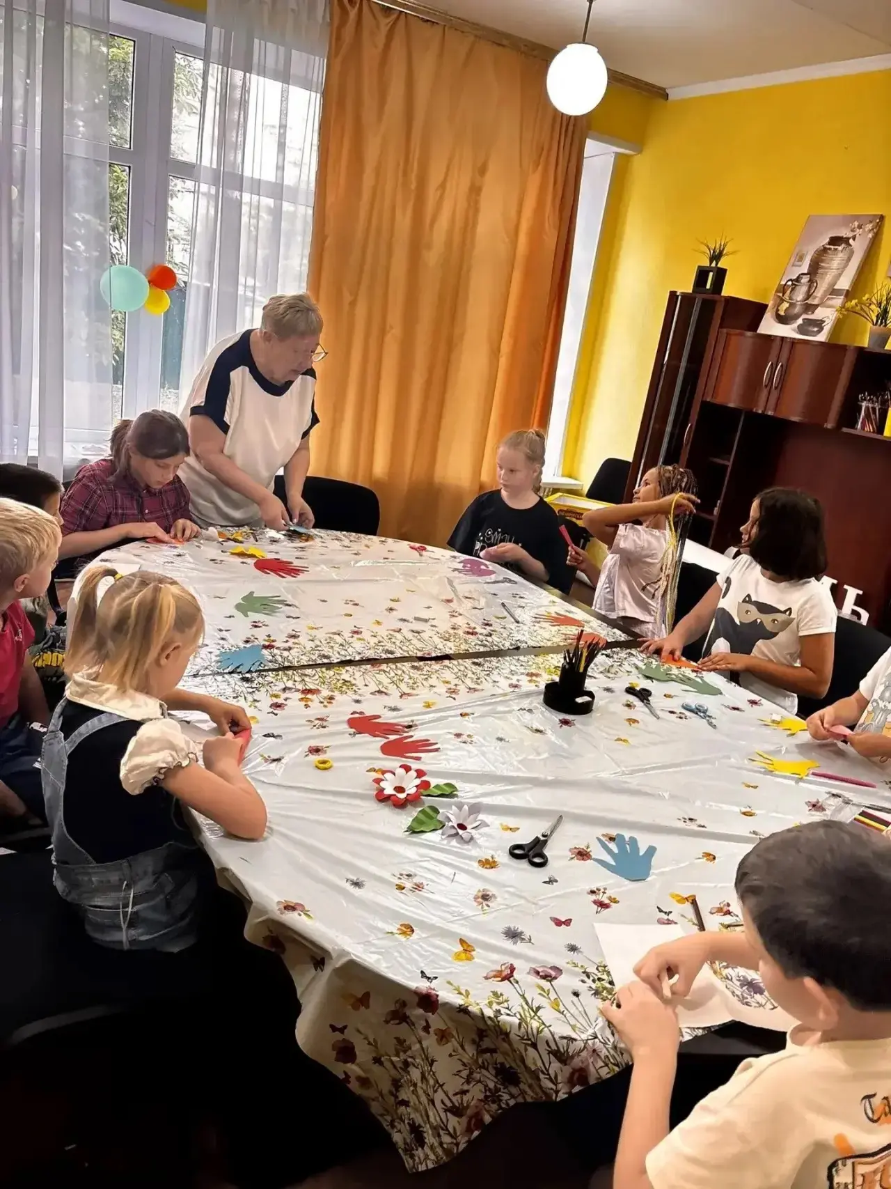 Лето продолжается, а вместе с ним — наши приключения в Центре социальной помощи семье и детям Донецк
