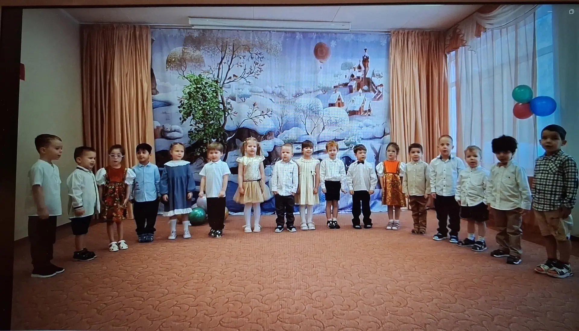 🎤 Поздравляем победителей и призеров конкурса "Поющая Москва"  🎧 В этом году наши дошколята из "Кора