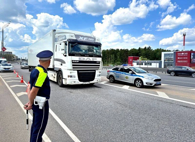 🚔 На Новорижском шоссе провели профилактическое мероприятие «Грузовик»