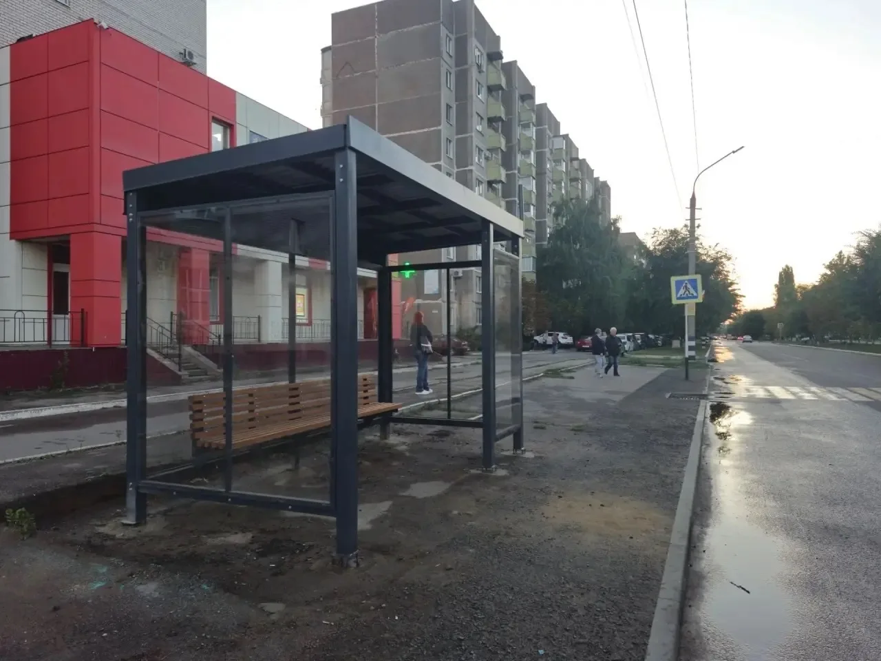✅ Сегодня сотрудниками МБУ «Городское благоустройство» на улице Простеева в районе домо...