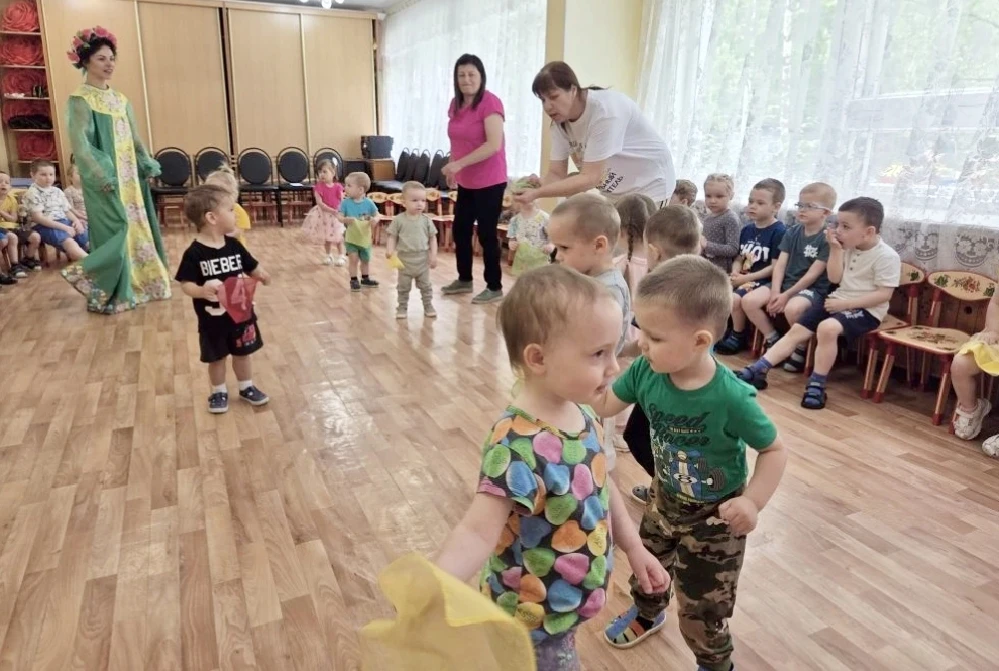 🔆1 июня — особенный день, когда весь мир отмечает Международный день защиты детей. 
🔆Радостно, зво