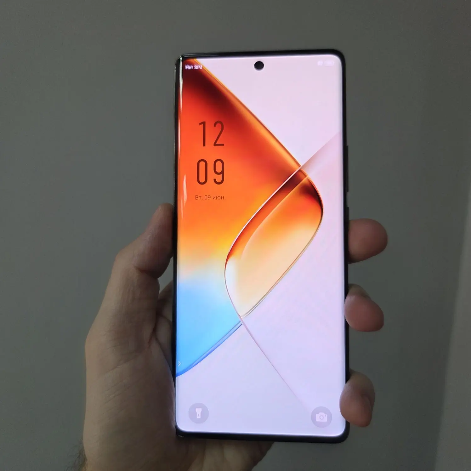 При выборе производительного смартфона стоит рассмотреть Infinix NOTE 40 PRO. 8 ГБ опер...
