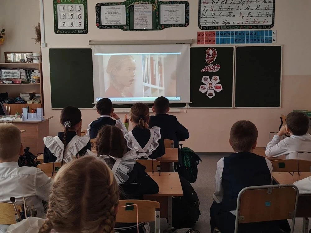🇷🇺 Быть наследником Победы — значит помнить, гордиться и продолжать.  В преддверии 9 Мая наши ребята