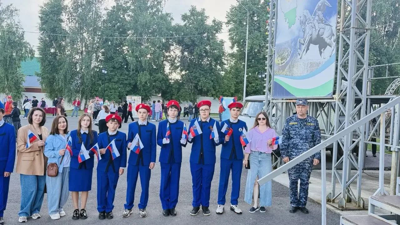 🇷🇺С праздником, великая страна! С Днём России!

Этот день наполняет наши сердца любовью к Родине, 