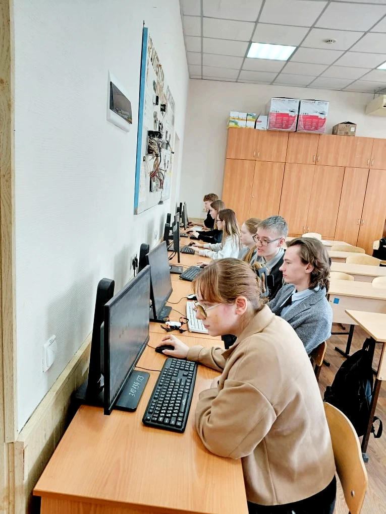 🔧 В Лицее прошла встреча с представителями министерства образования 26 марта наш Лицей принимал гост