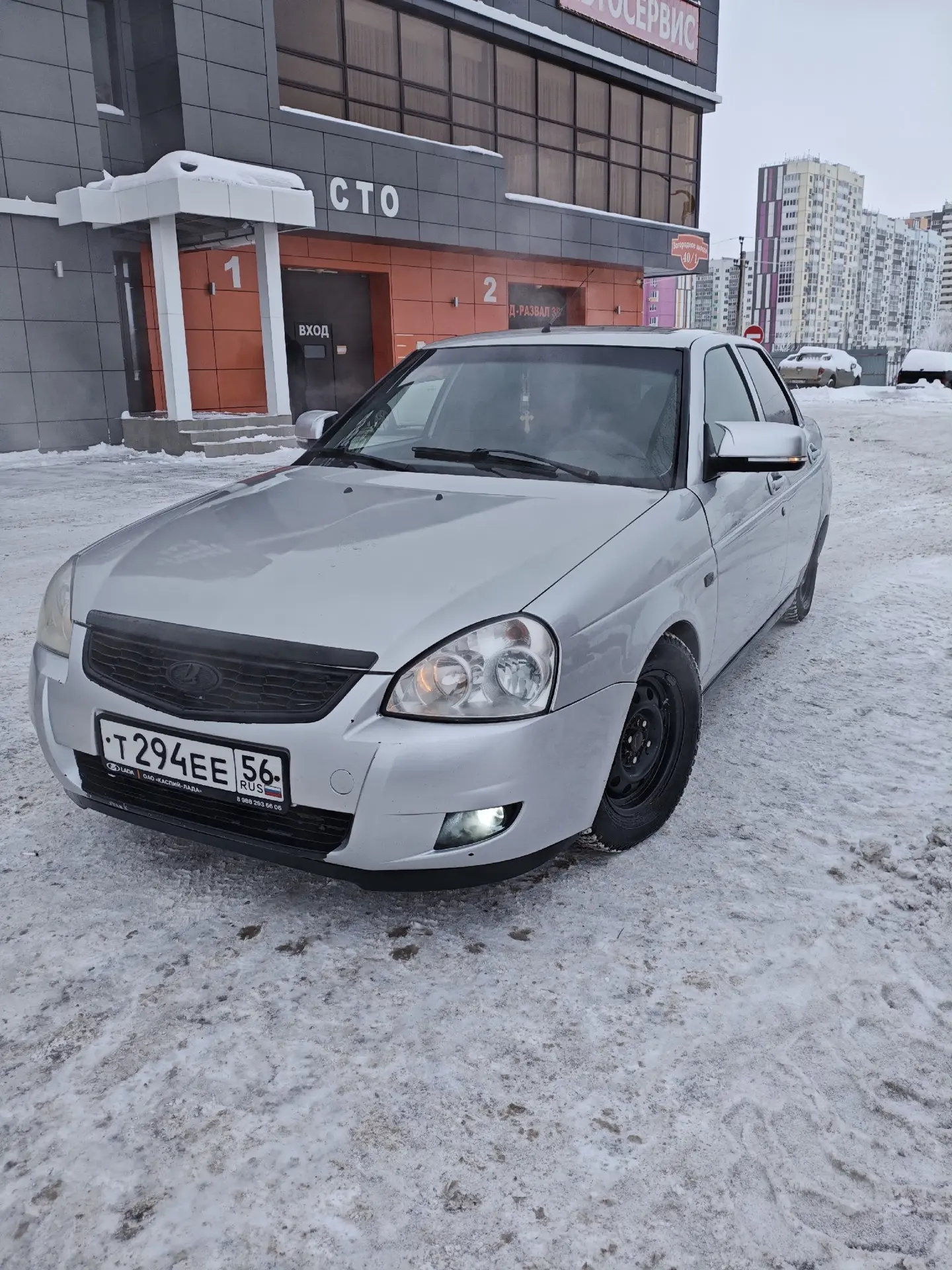 Продам приору 2011 год в хорошем состоянии, не гнилая , без рыжиков , внешне приора2 , ...