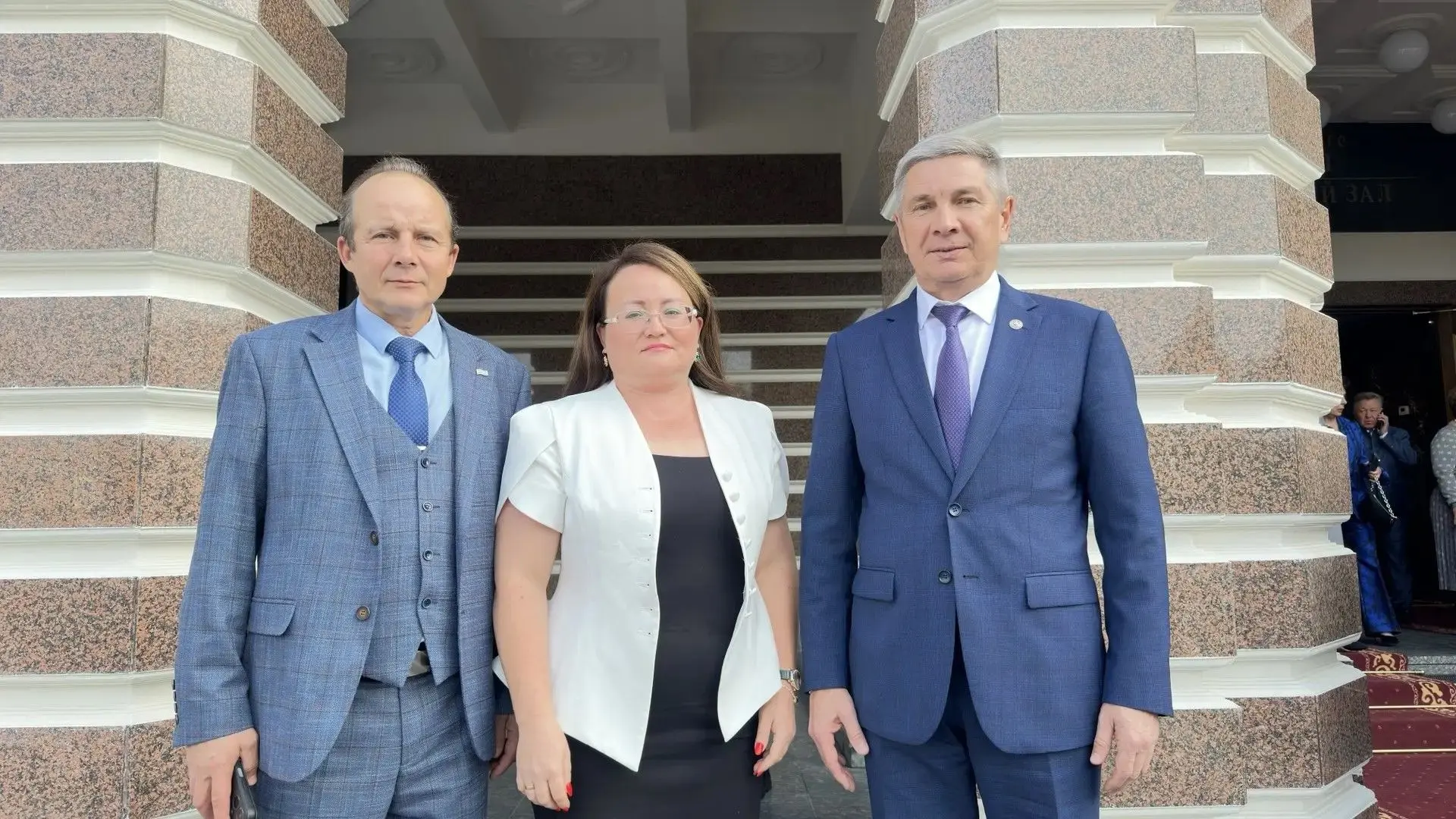 Сегодня с делегацией района принял участие в ежегодном Послании Раиса РТ Рустама Нургал...