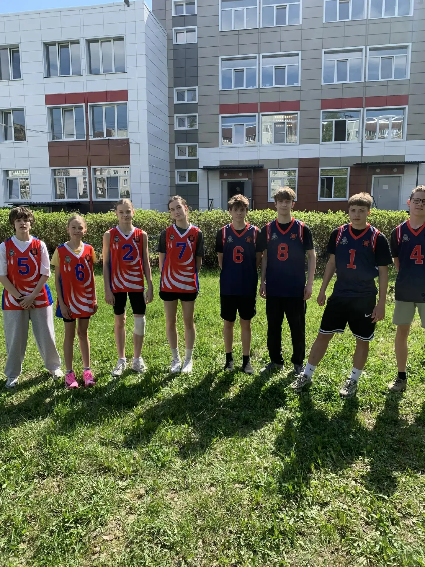 💫 ГОТОВИМСЯ К ГОРОДСКОЙ ЭСТАФЕТЕ!    Сегодня, 6 мая, на территории МБОУ « Центр образования № 49» пр