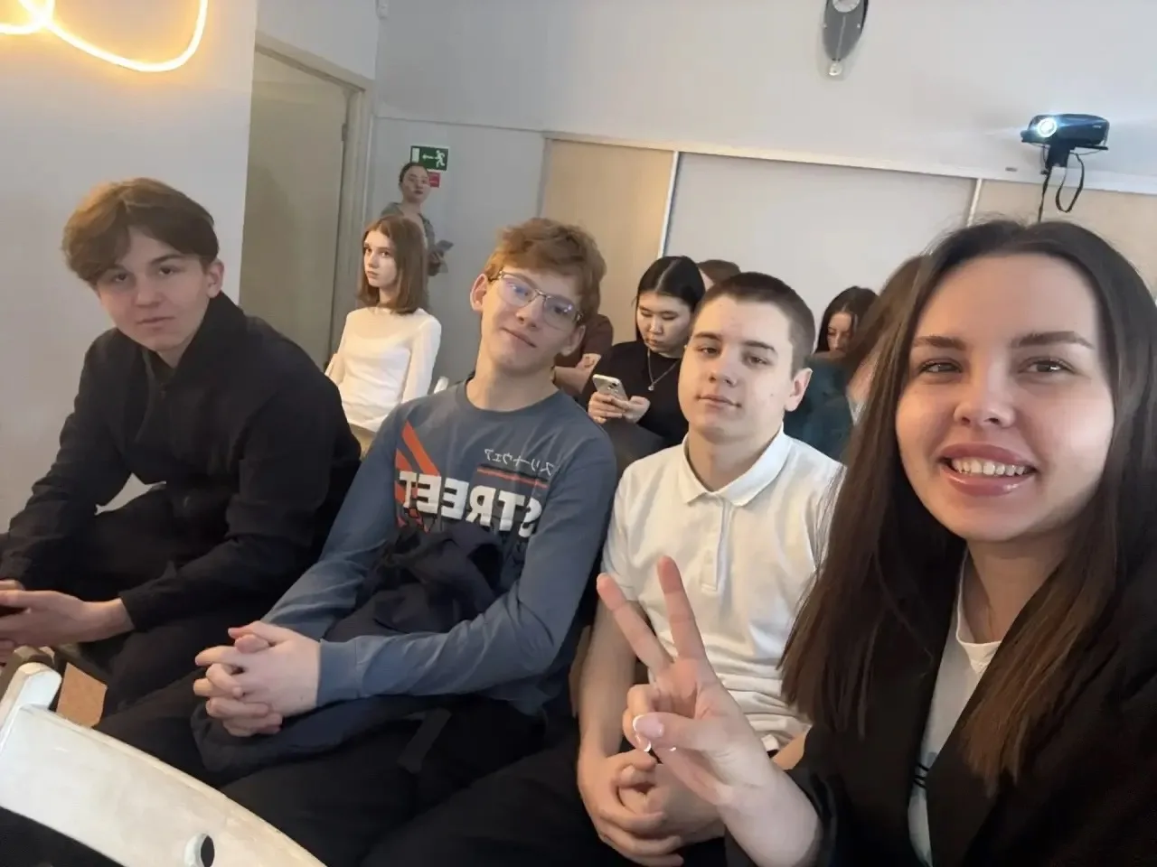 💚 Меняем облик района вместе: волонтеры Свердловского района готовы к работе!  Как сделать свой двор
